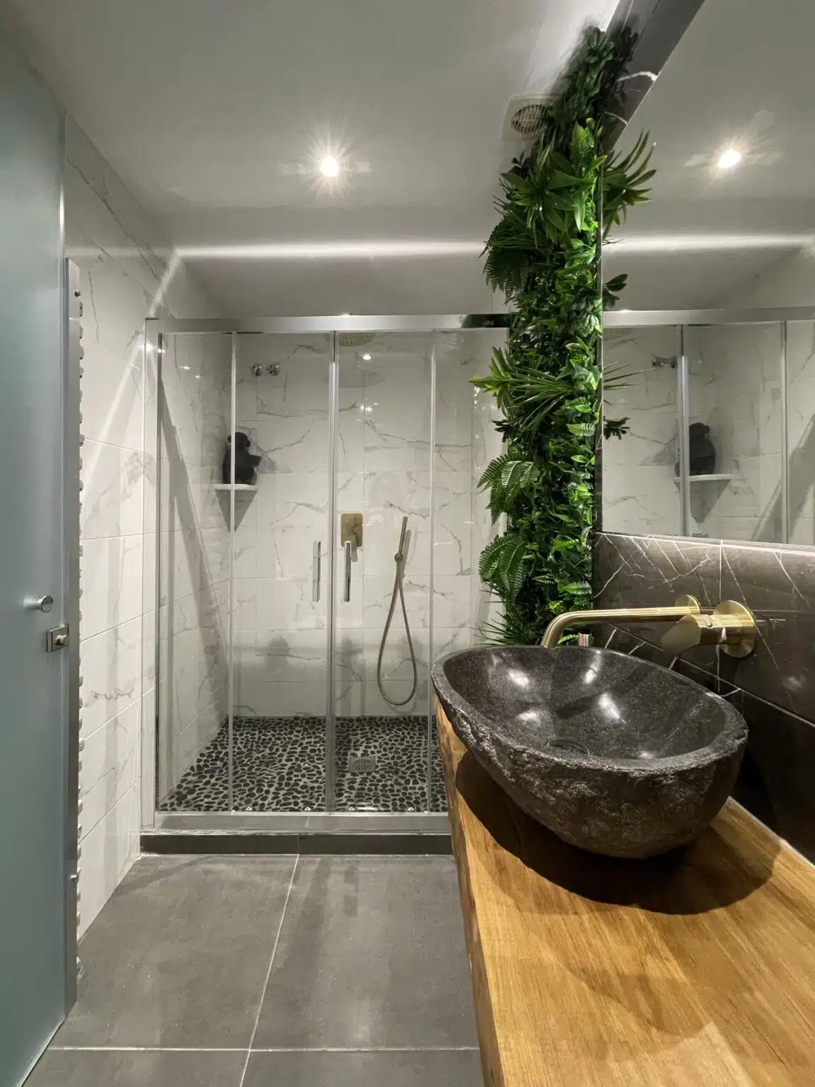 Casa Eden Rainforest bathroom 2